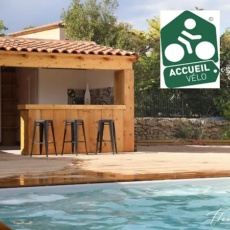 Poussan, Villa Des Oliviers, Superbe Villa Classe Exterior photo